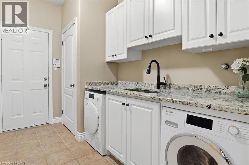 27 FALL HARVEST Drive, Kitchener, Ontario, N2P2M2 — Photo 30