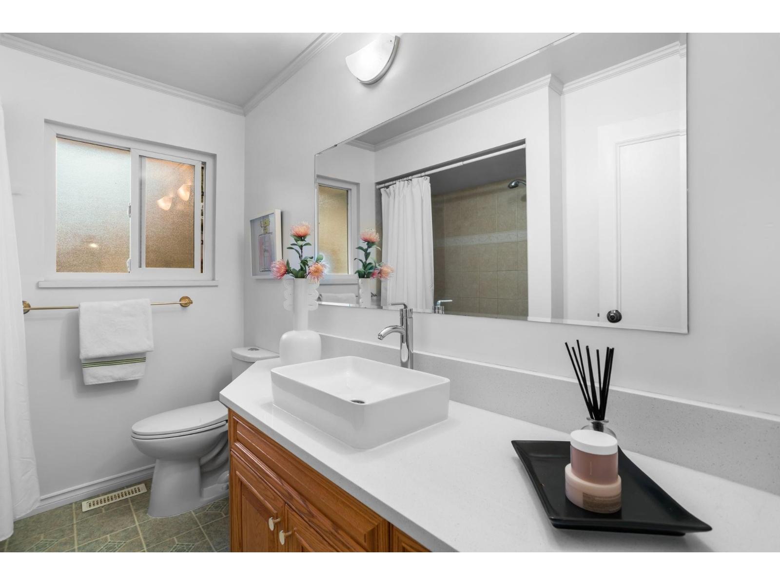 10659 SANTA MONICA Drive, Delta