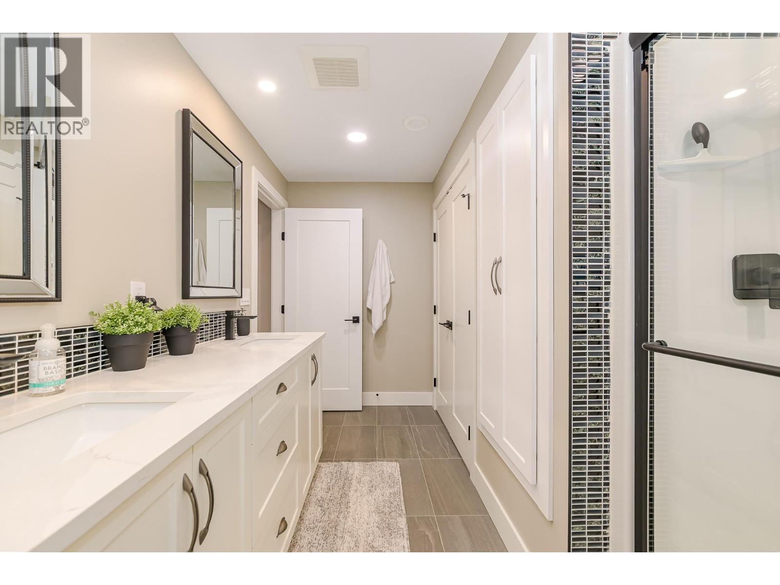 #1 3525 Enderby Mabel Lake Road - 45