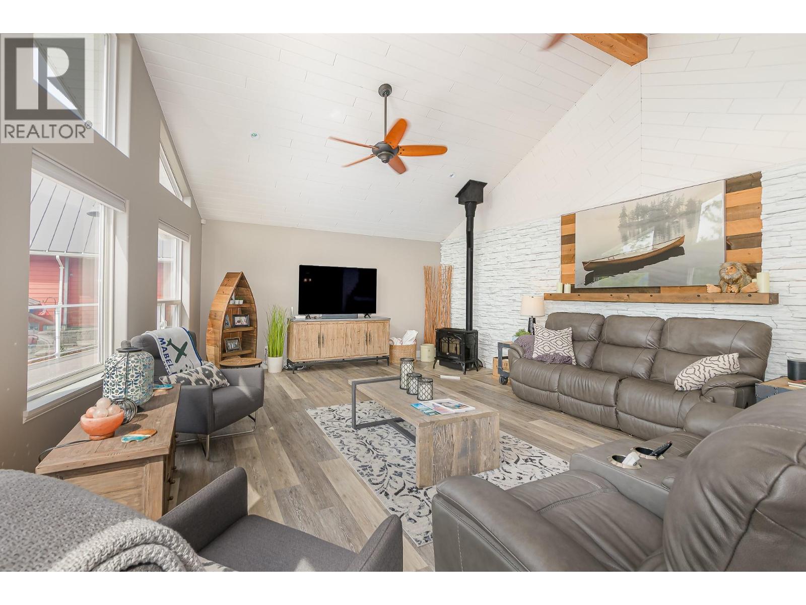 1 3525 Enderby Mabel Lake Road, Enderby