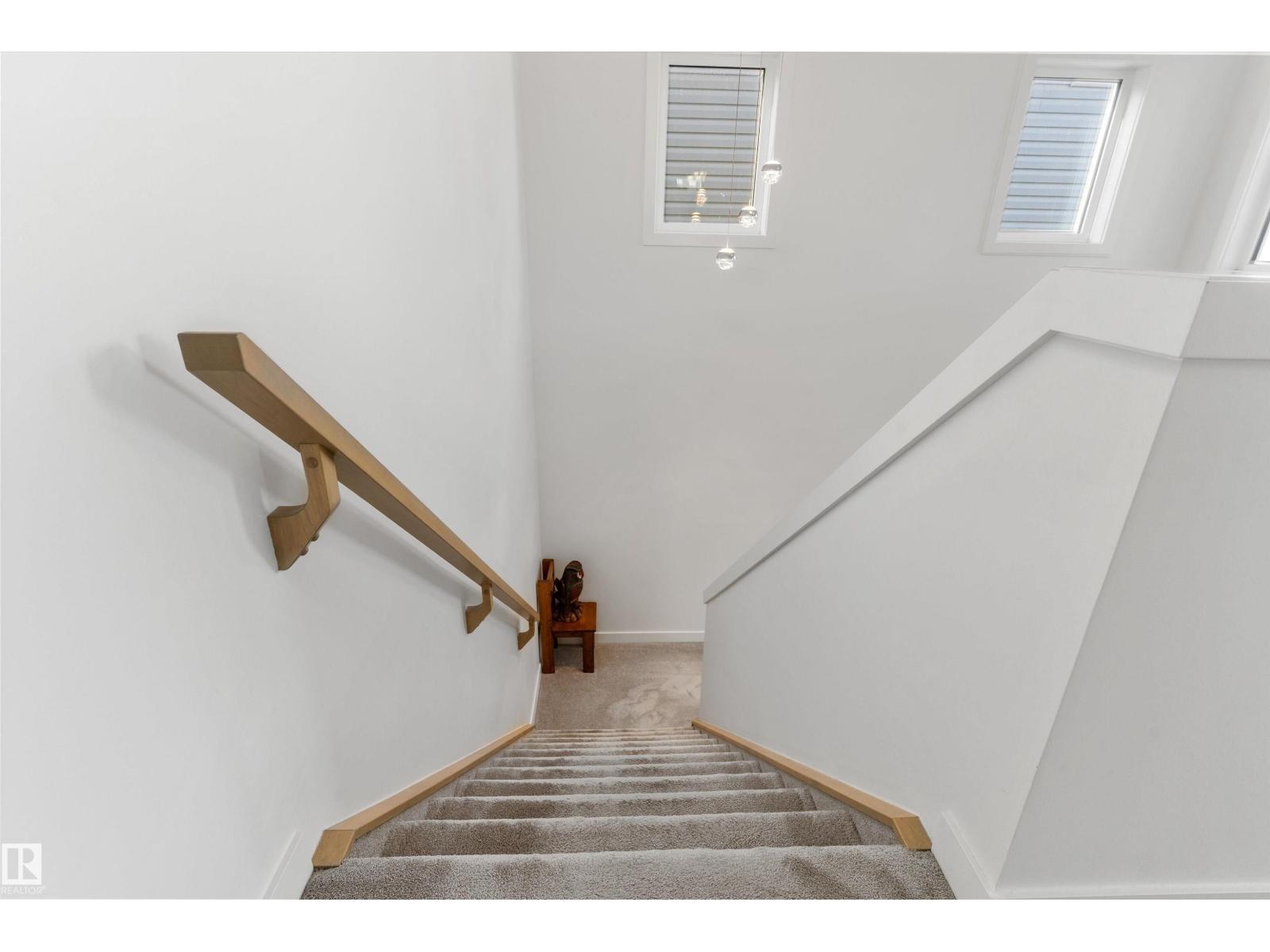 20007 16 AV NW, Edmonton