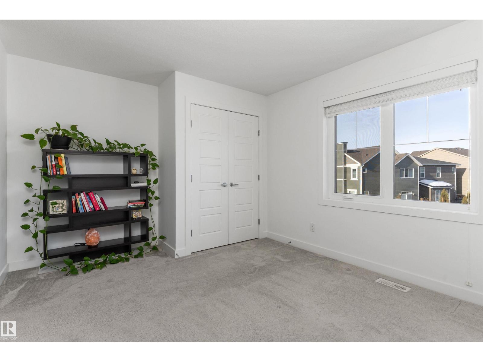 20007 16 AV NW, Edmonton