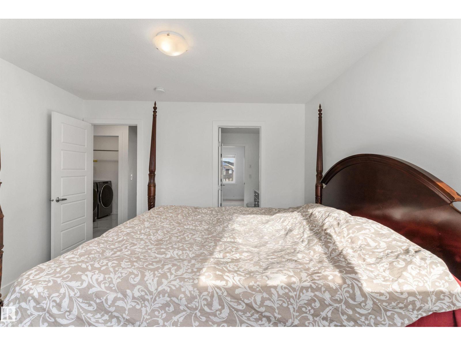 20007 16 AV NW, Edmonton