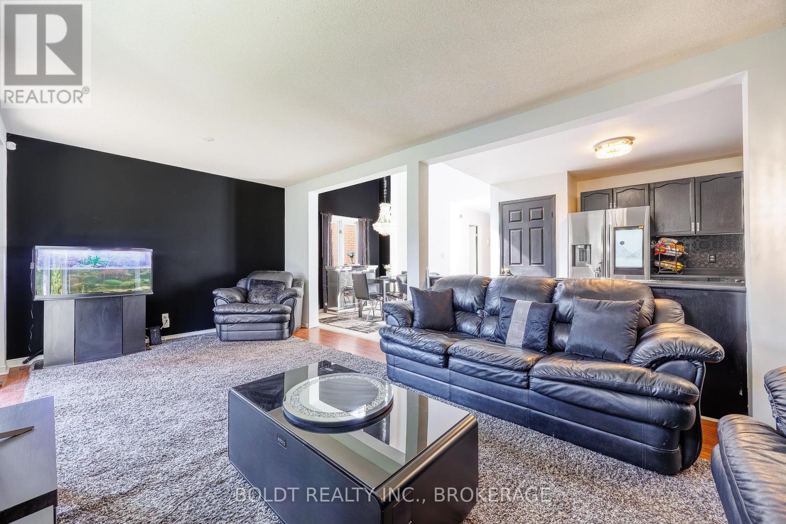 10 MARIA STREET - Image 3