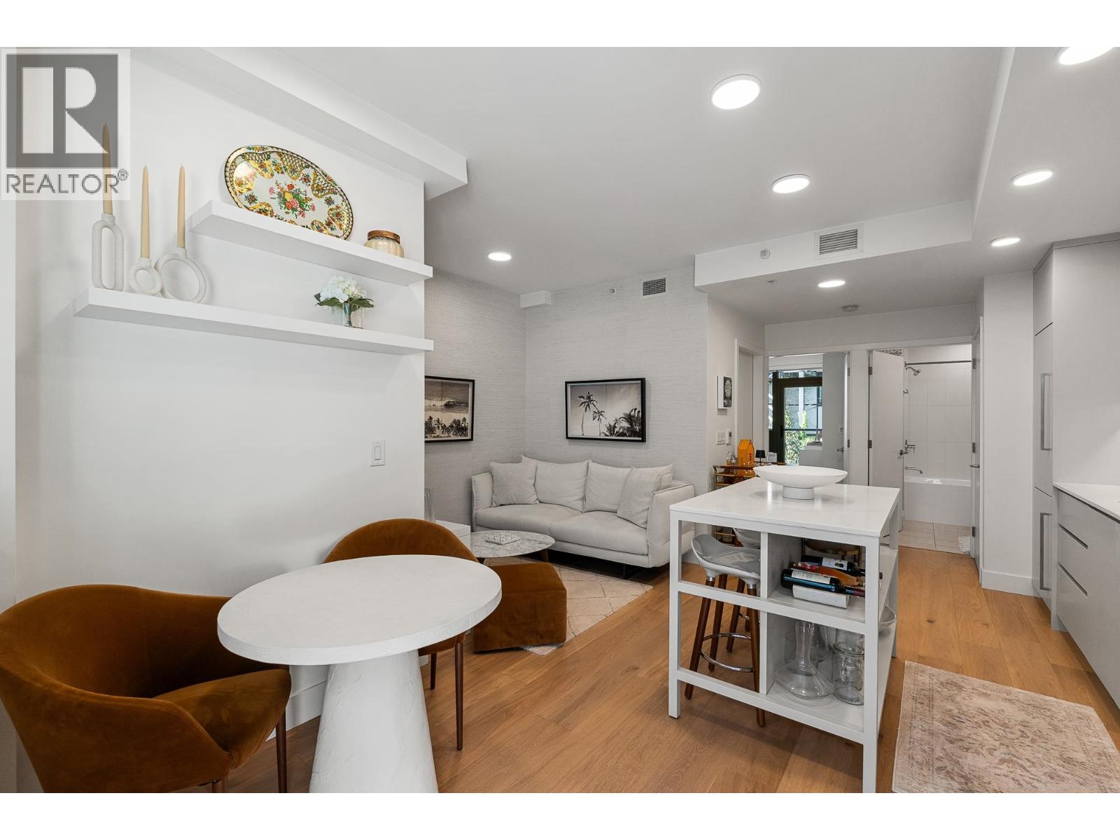 9 2366 BIRCH STREET, West Vancouver