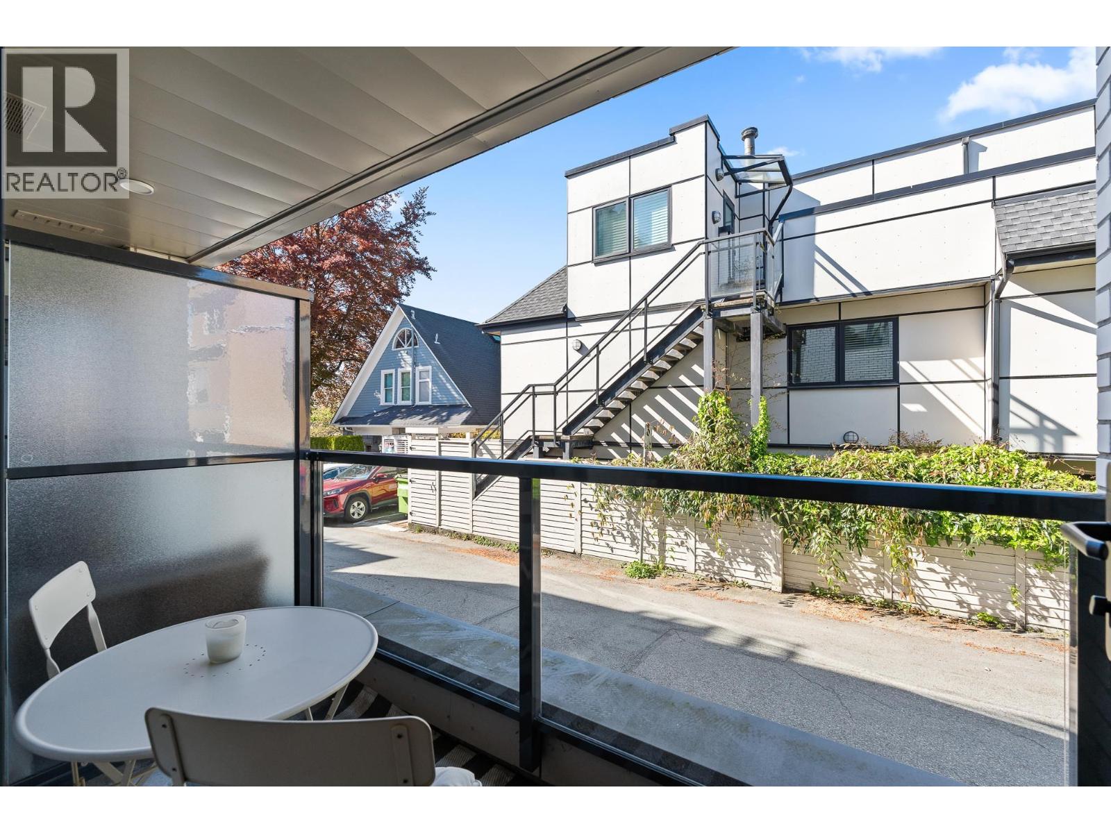 9 2366 BIRCH STREET, West Vancouver