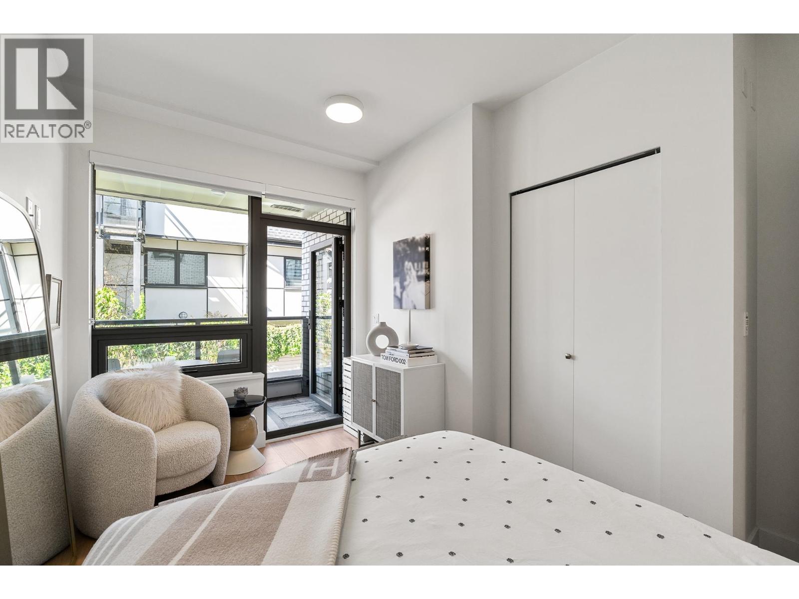 9 2366 BIRCH STREET, West Vancouver