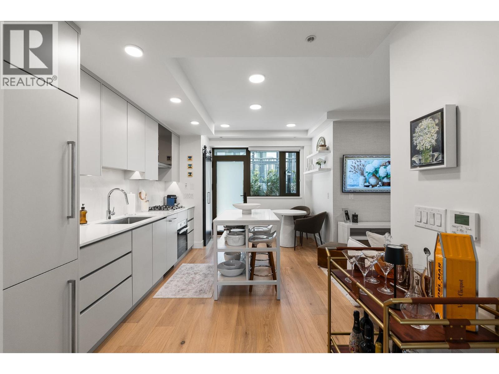 9 2366 BIRCH STREET, West Vancouver