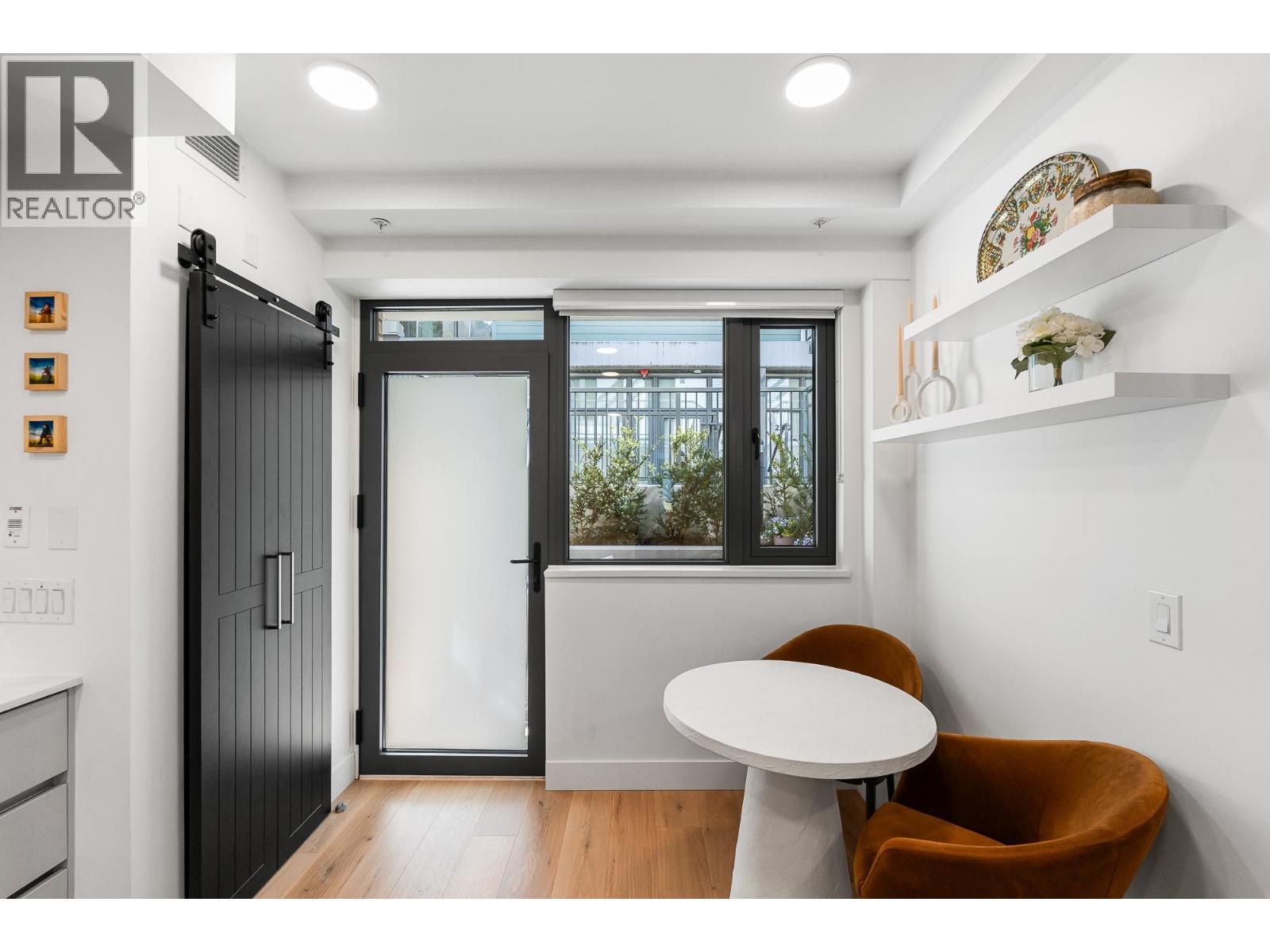 9 2366 BIRCH STREET, West Vancouver