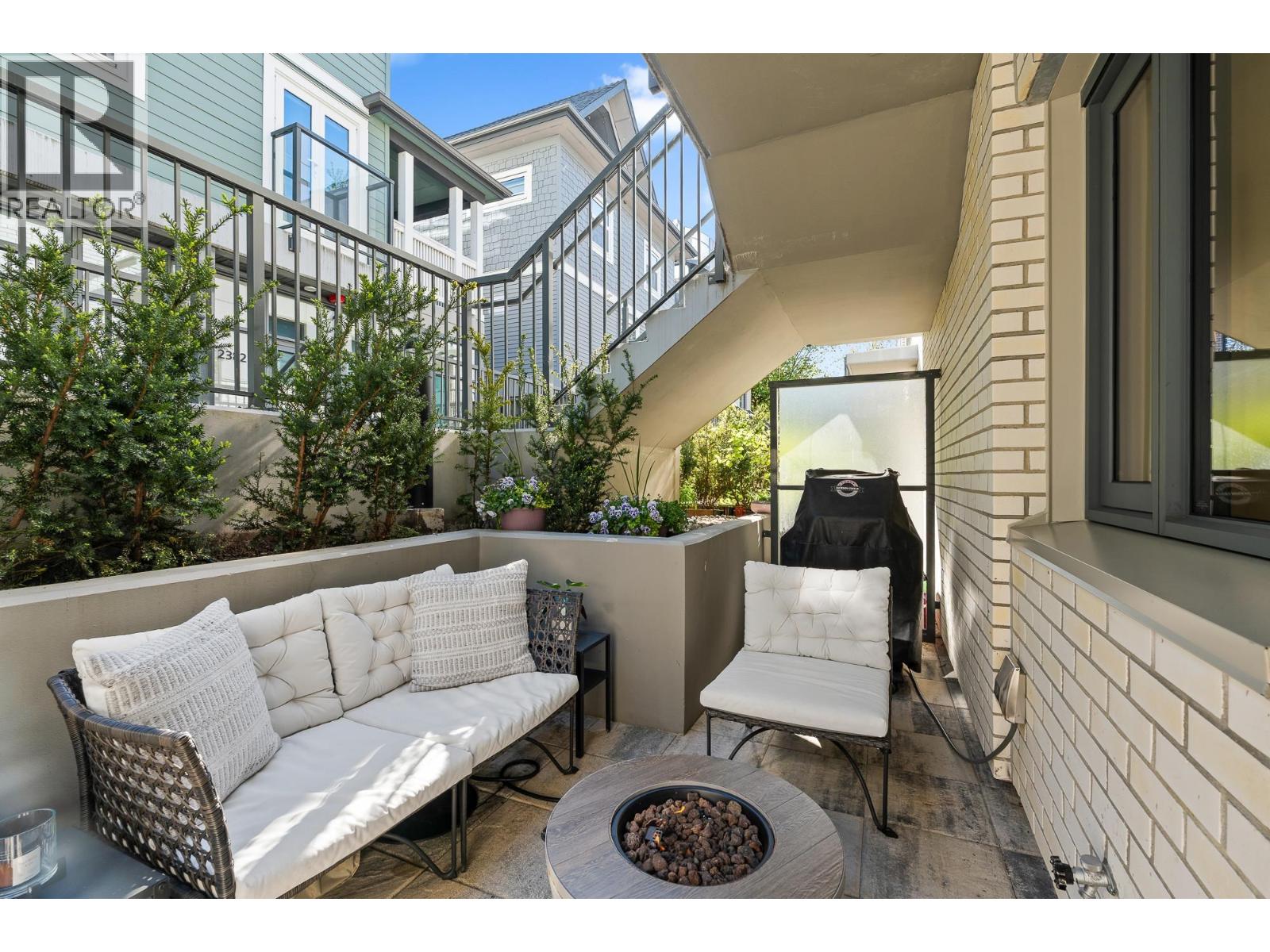 9 2366 BIRCH STREET, West Vancouver