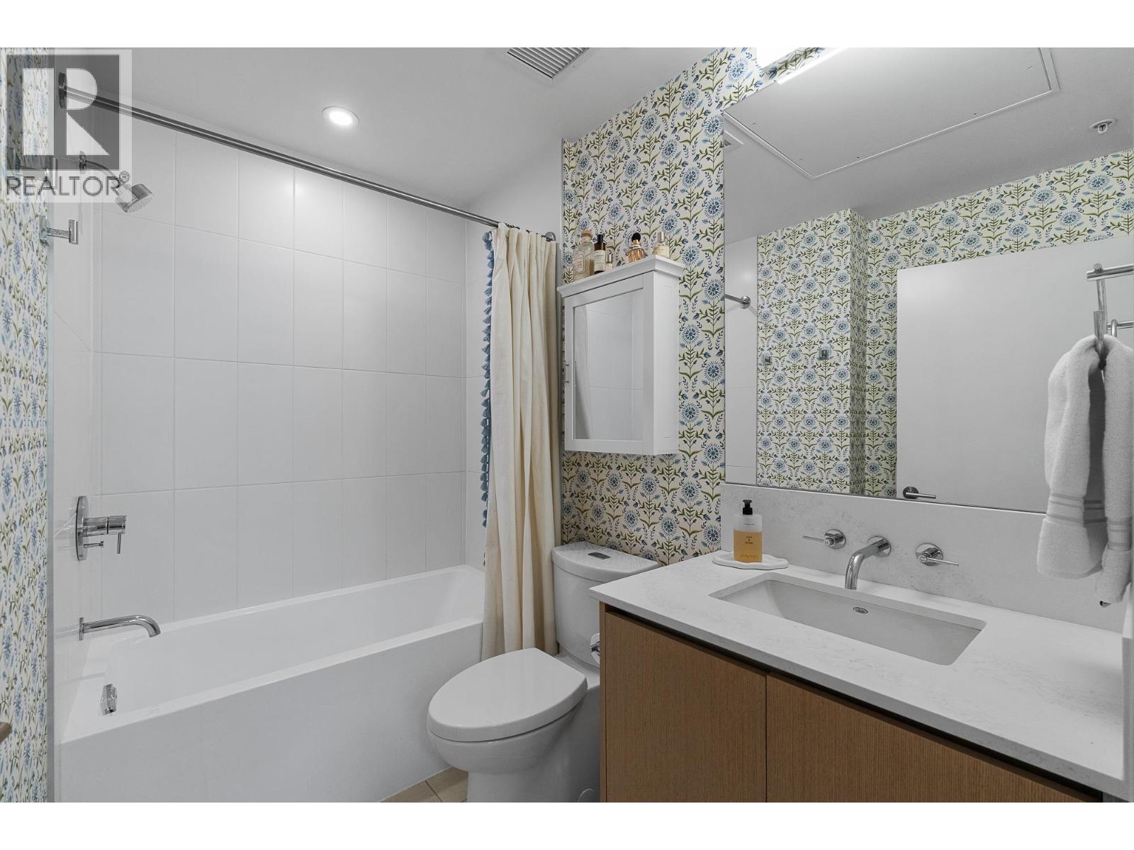9 2366 BIRCH STREET, West Vancouver