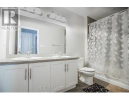 Bathroom - 1624 Dunkirk Avenue E, Woodstock, ON N4T0L7 Photo 6