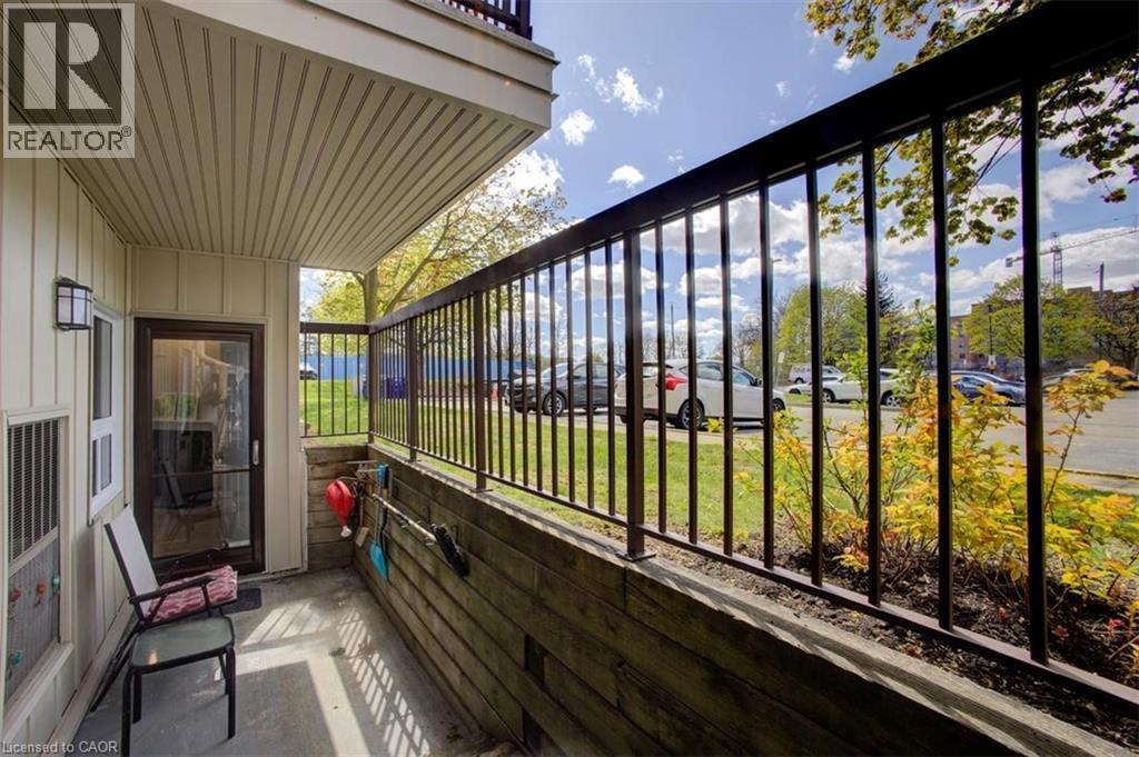 #108 15 HOFSTETTER Avenue - 27