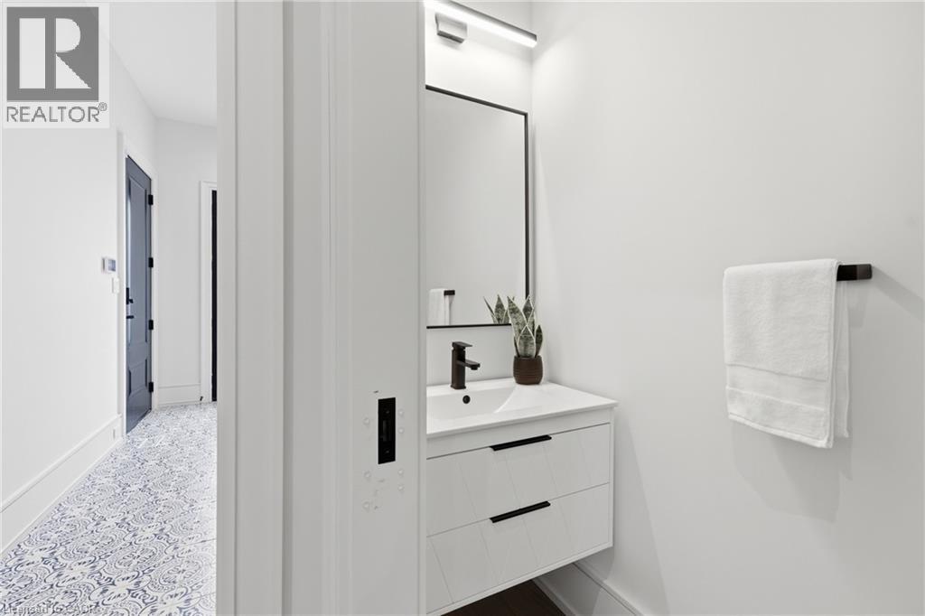 263 WESTDALE Road - 31