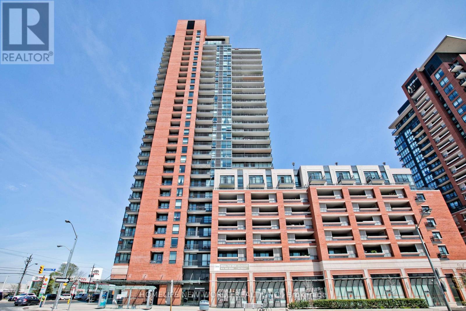 #836 830 LAWRENCE AVENUE W - 1