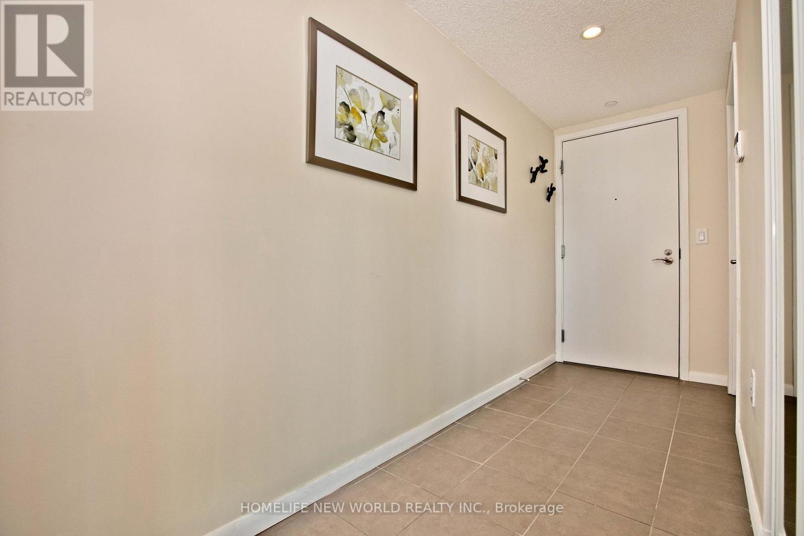 #836 830 LAWRENCE AVENUE W - 2