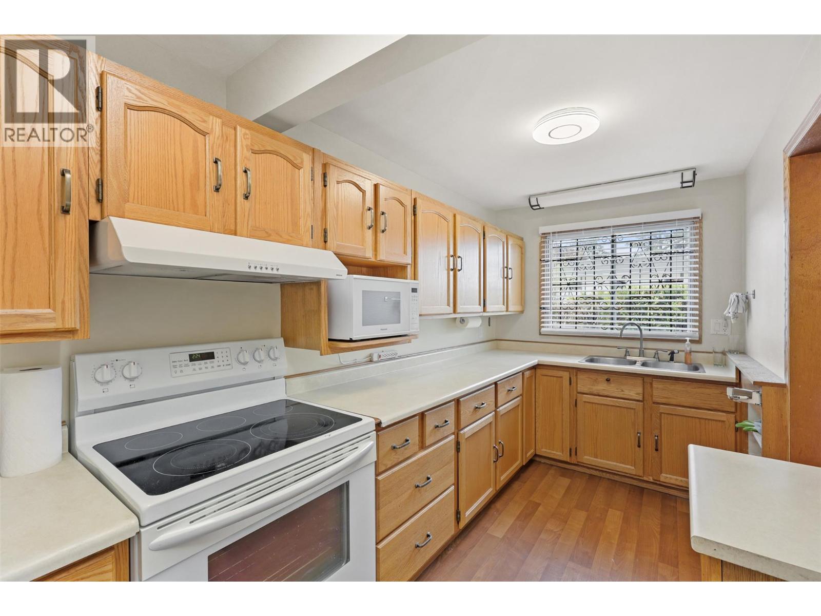 376 Alexander Avenue - 5