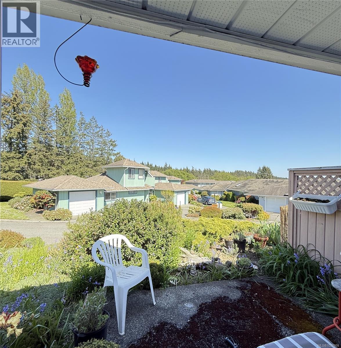 #3 130 Corbett Rd - 14