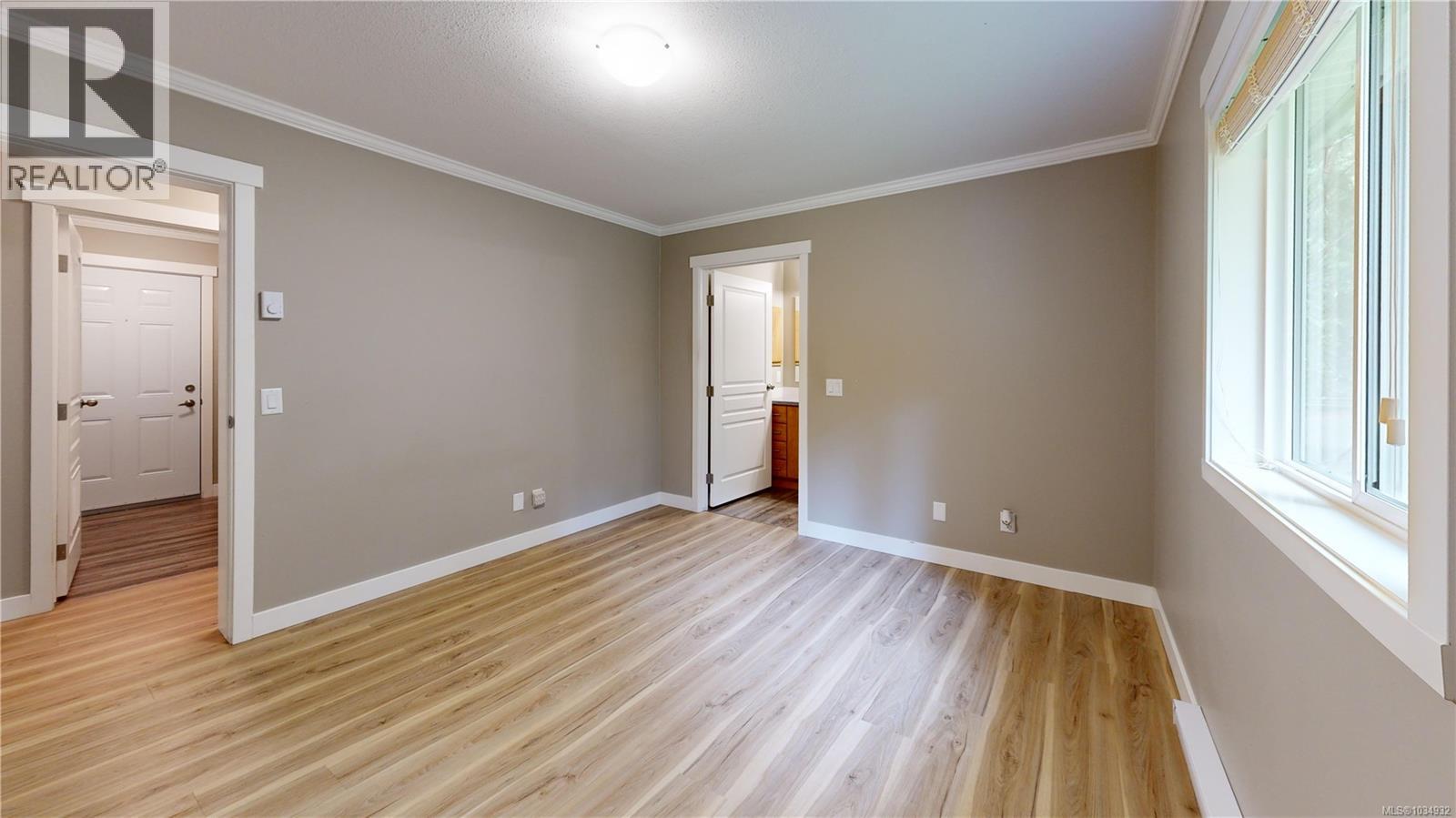 601 Wildwood Cres - 10