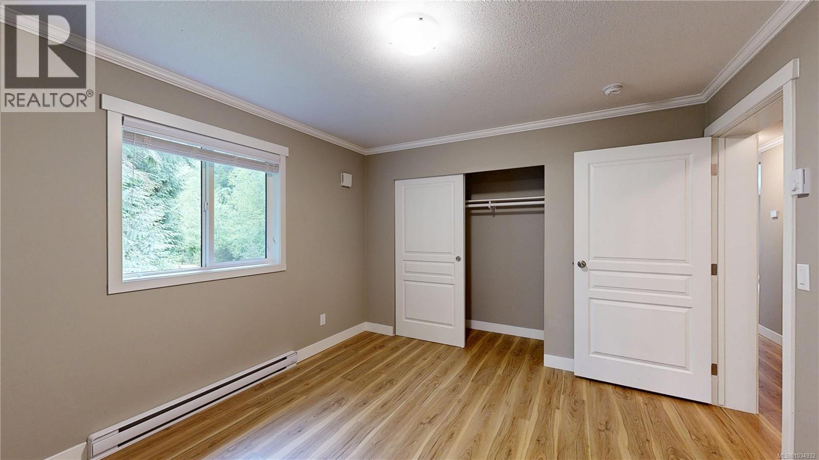 601 Wildwood Cres - 11