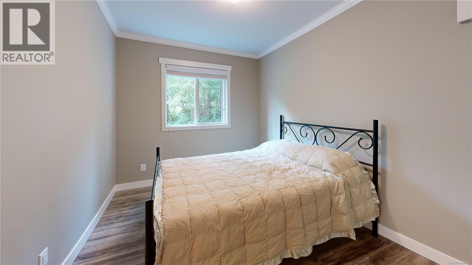 601 Wildwood Cres - 12