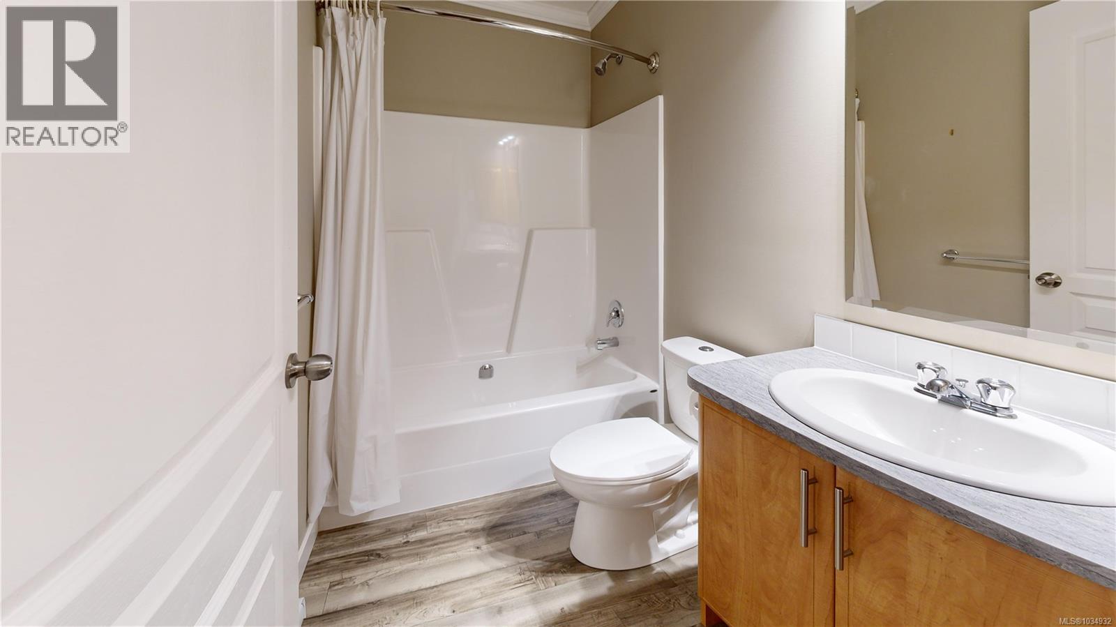 601 Wildwood Cres - 16