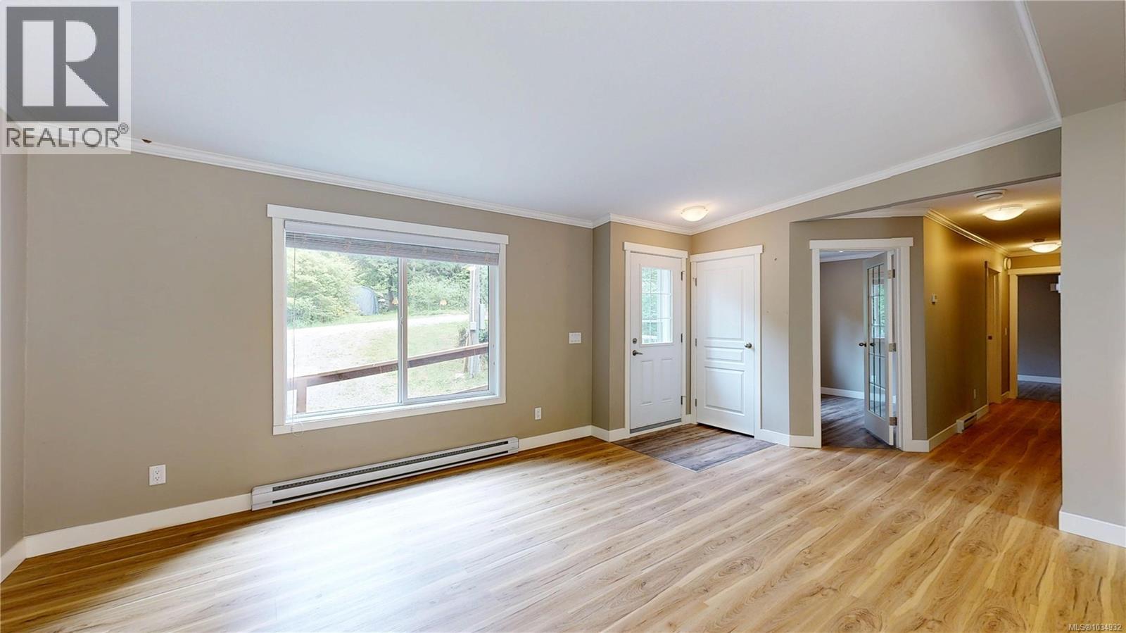 601 Wildwood Cres - 6