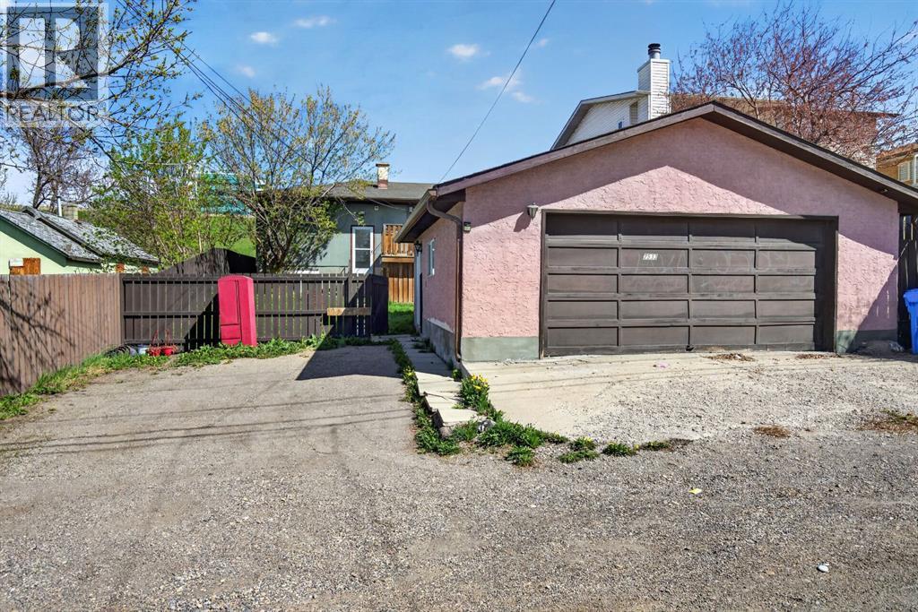 2533 9 Avenue SE - 30