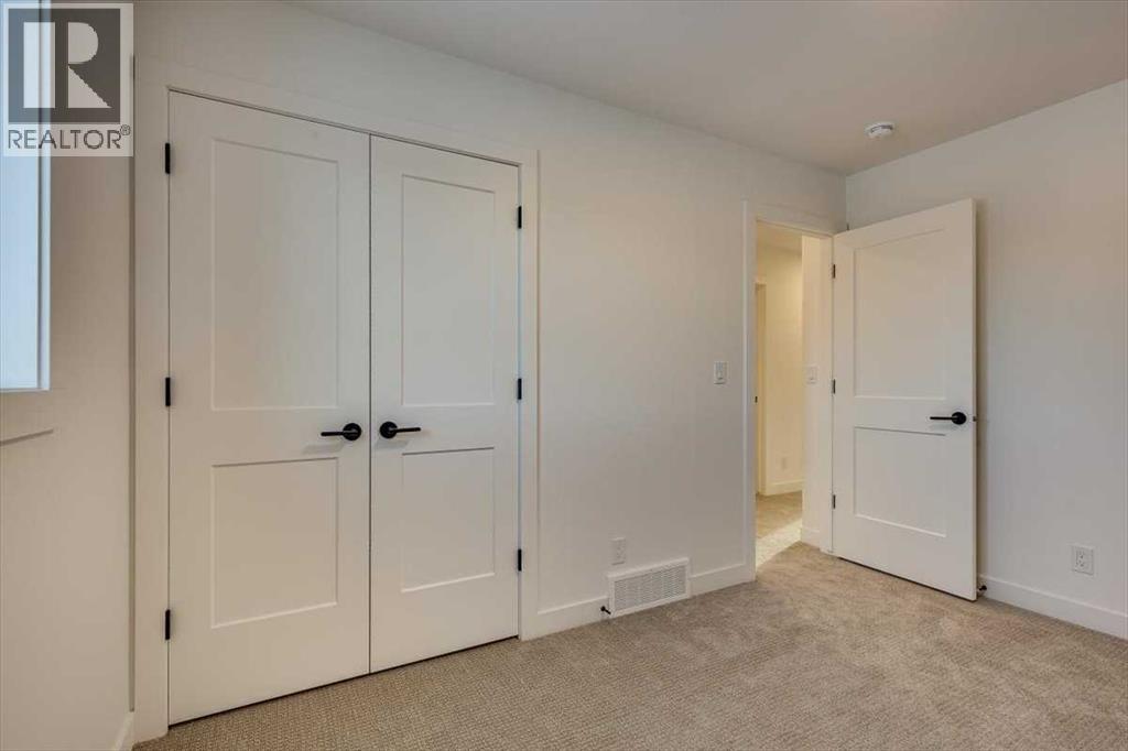 36 Memorial Parkway - 30