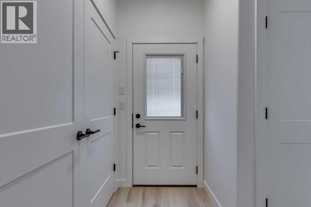 36 Memorial Parkway - 19