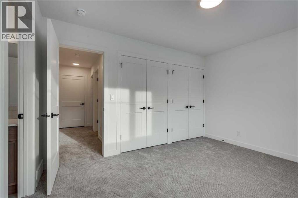 36 Memorial Parkway - 26