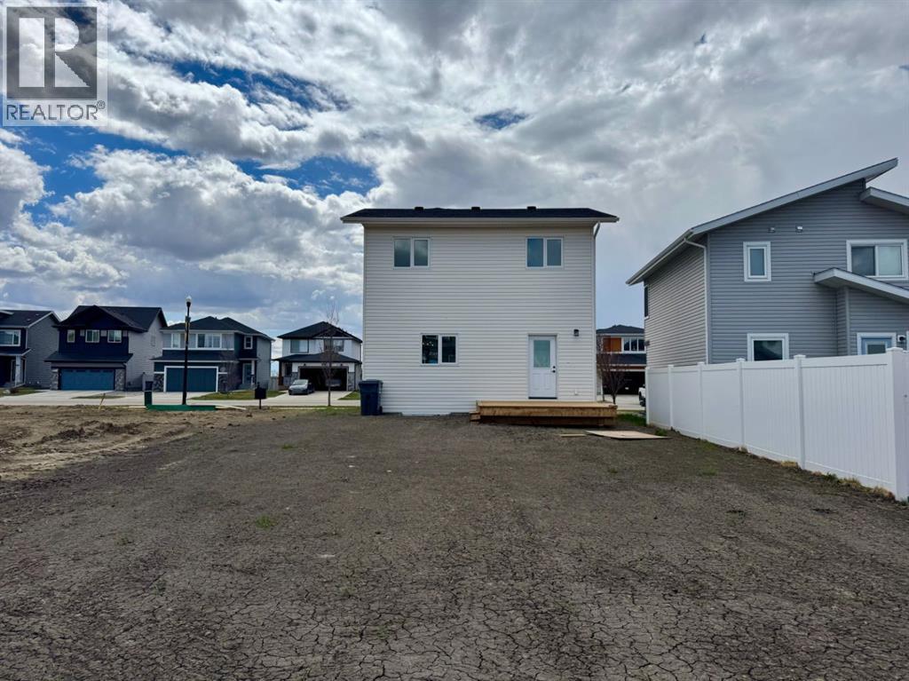 36 Memorial Parkway - 41