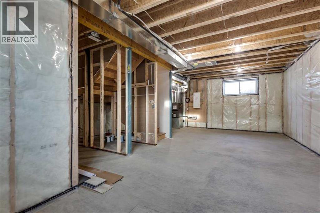 36 Memorial Parkway - 38