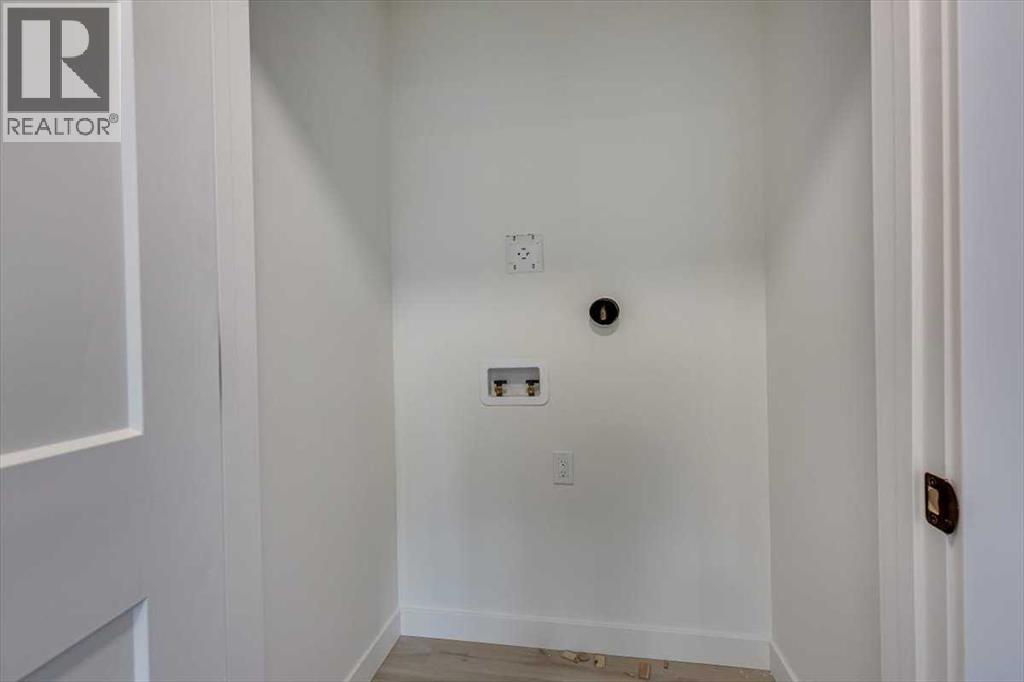 36 Memorial Parkway - 31