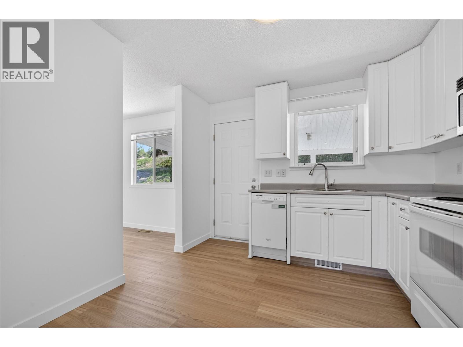  2515 Colleen Road, West Kelowna