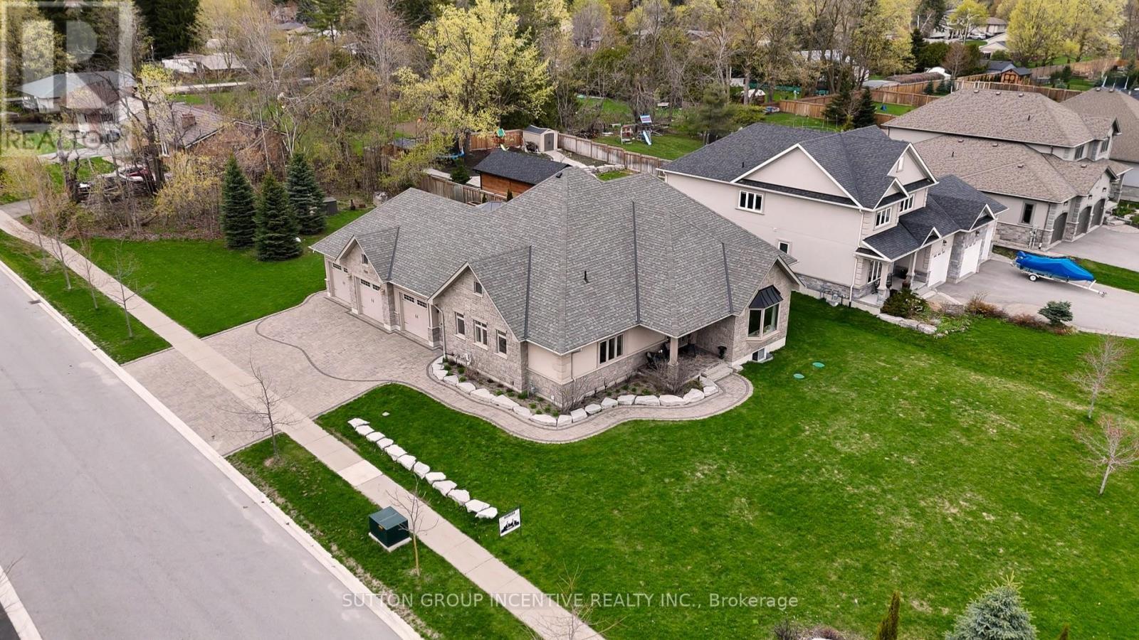 260 SUNNYBRAE AVENUE - 44