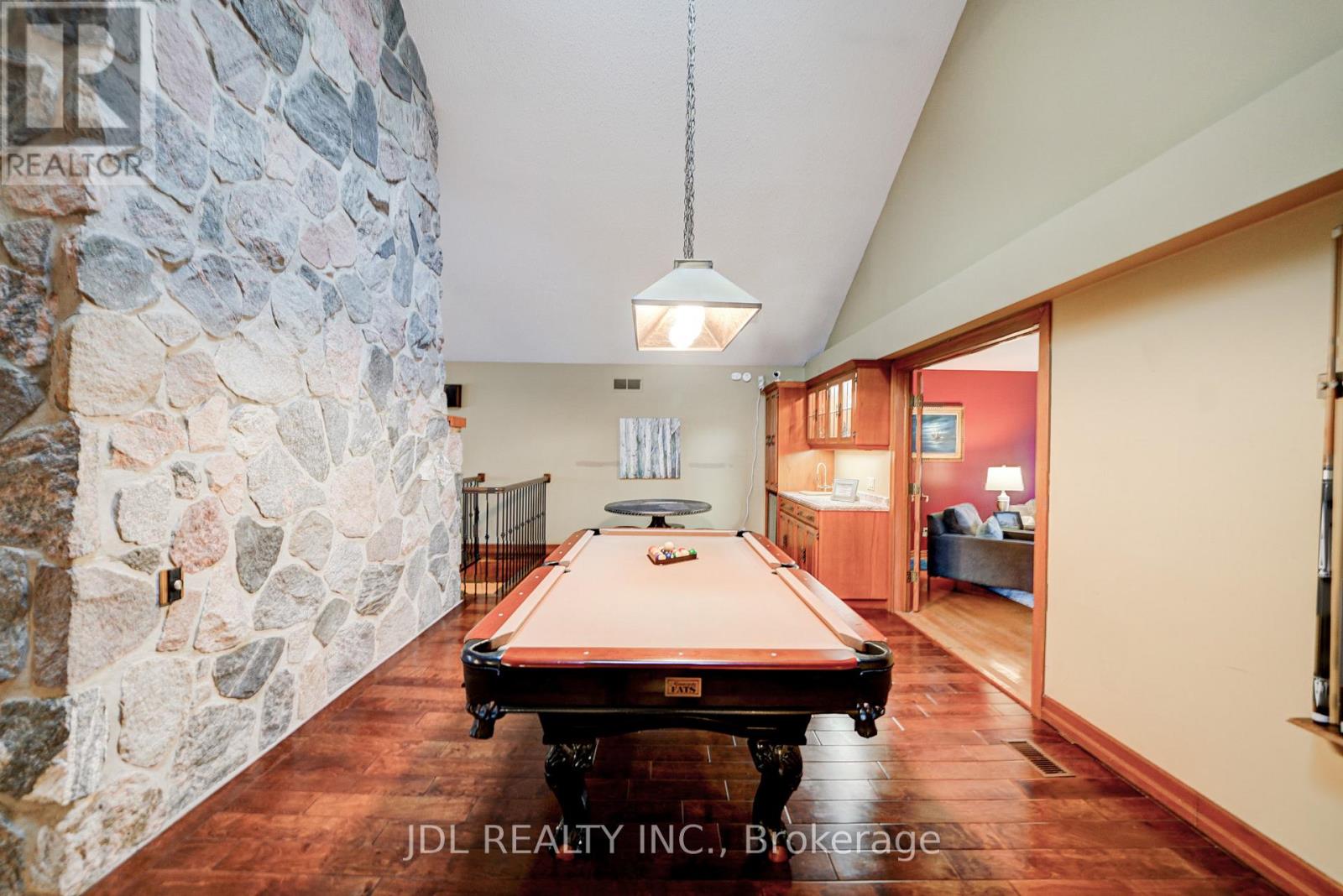 2033 NIAGARA RIVER PARKWAY - 17