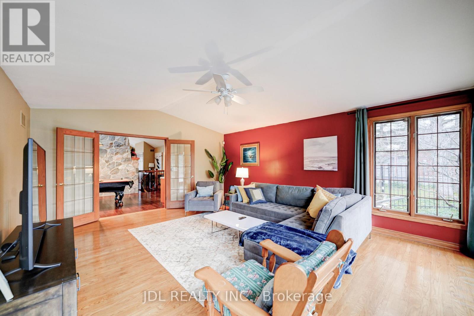 2033 NIAGARA RIVER PARKWAY - 24