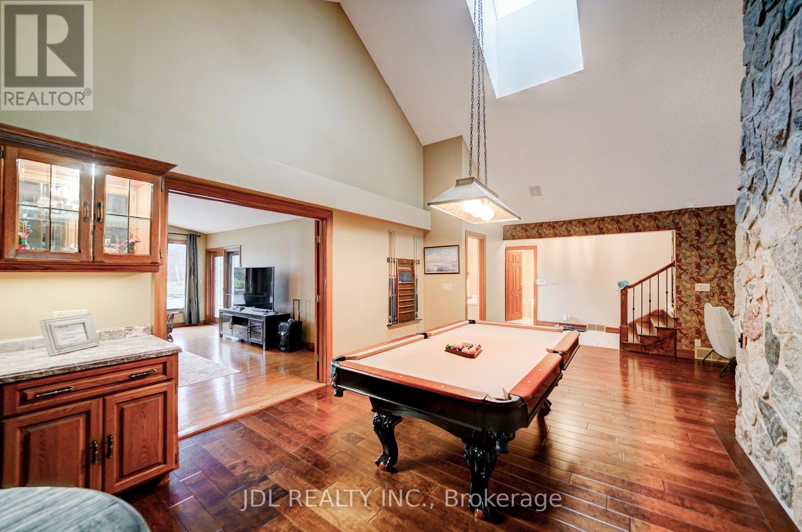 2033 NIAGARA RIVER PARKWAY - 19