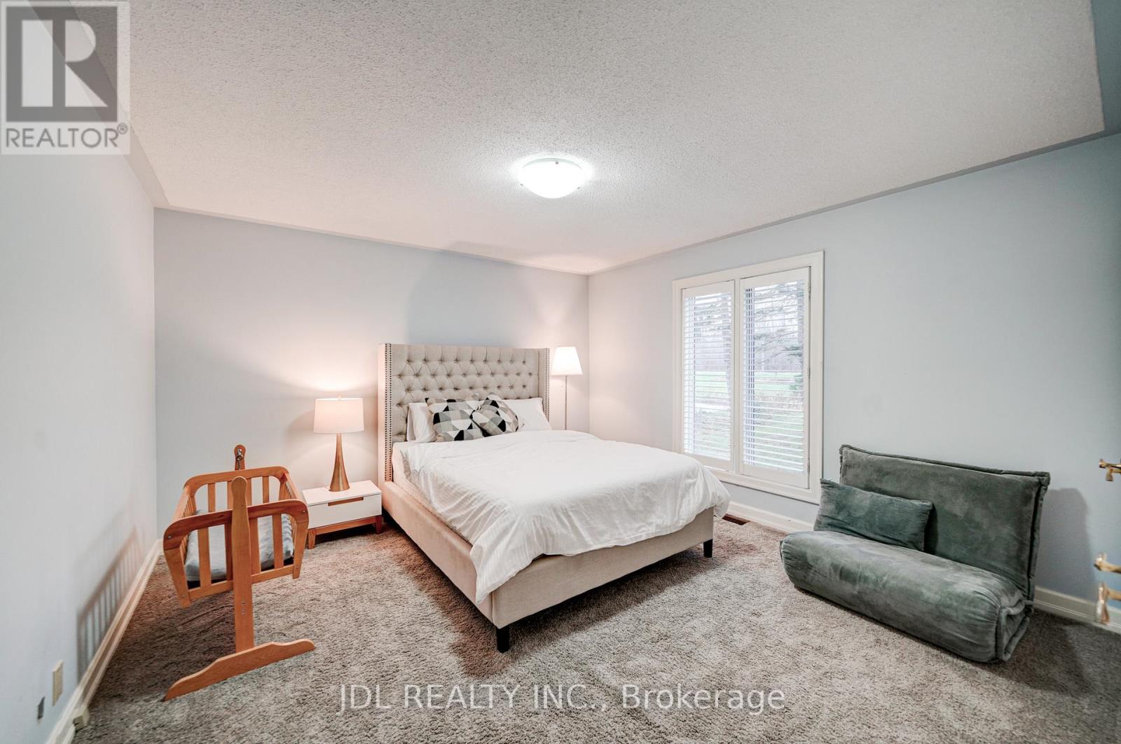 2033 NIAGARA RIVER PARKWAY - 31