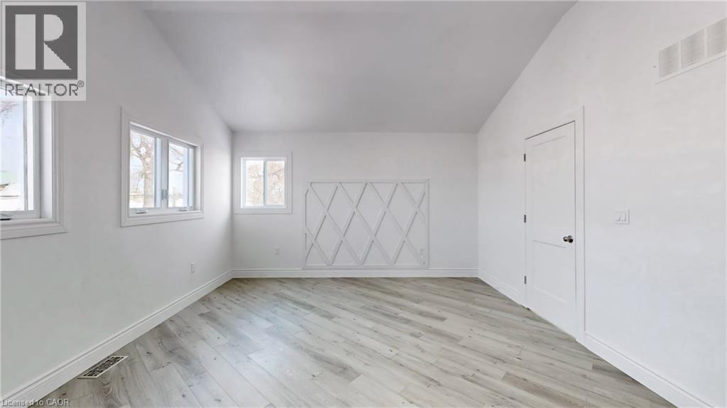 85 ALBANY Avenue, Hamilton, Ontario, L8H2H4 — Photo 4