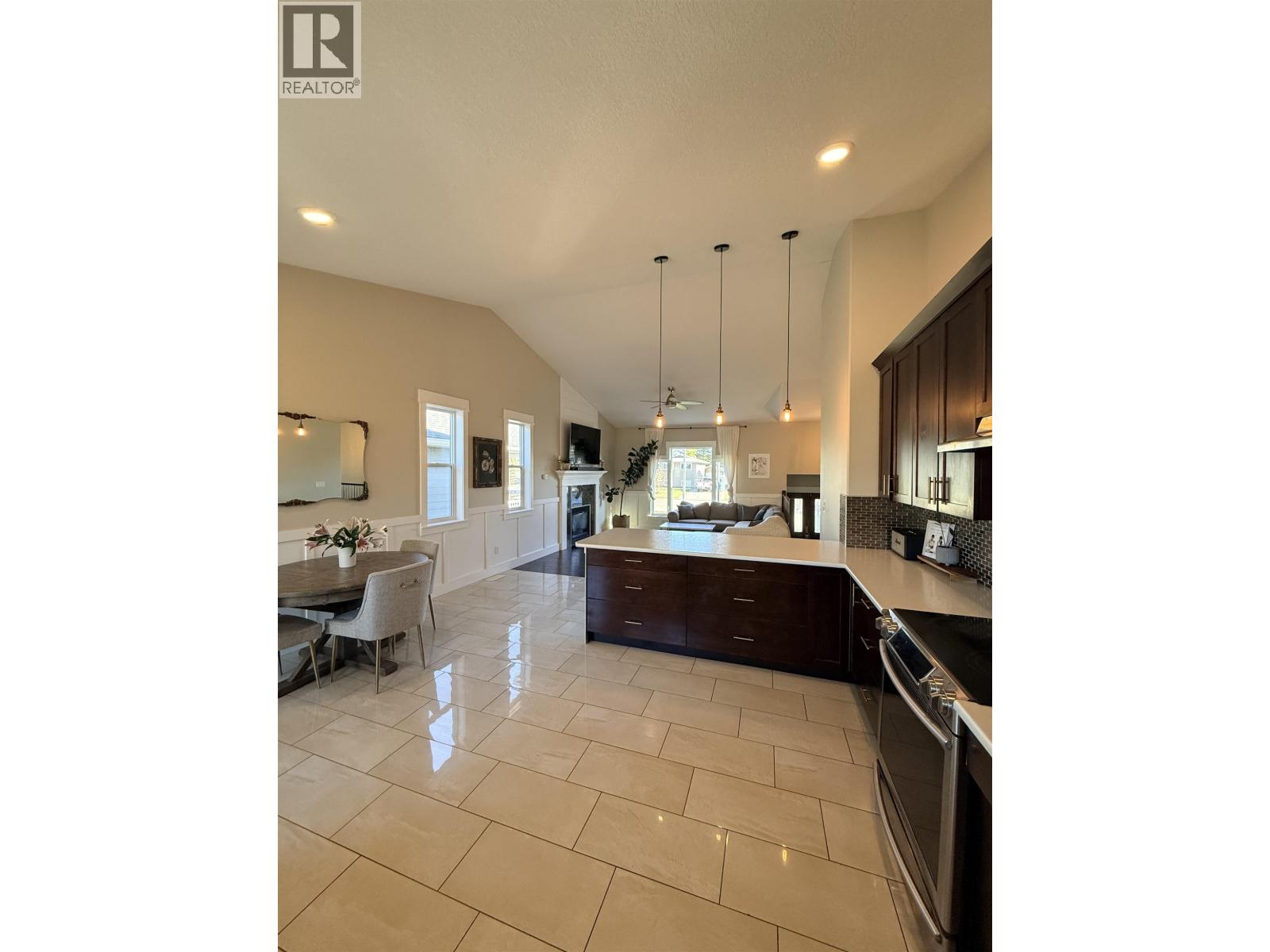 8612 116 AVENUE - 8