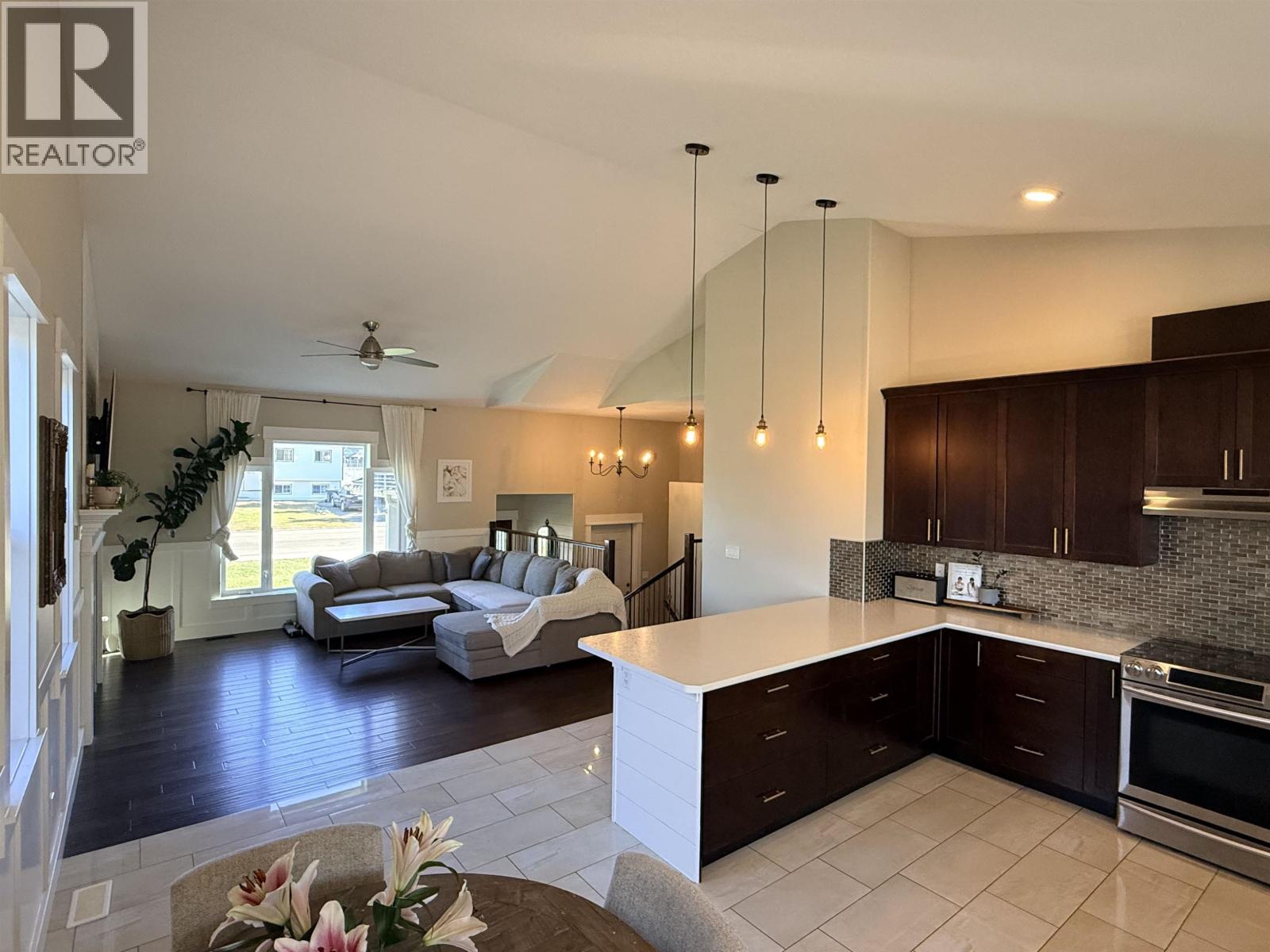 8612 116 AVENUE - 11