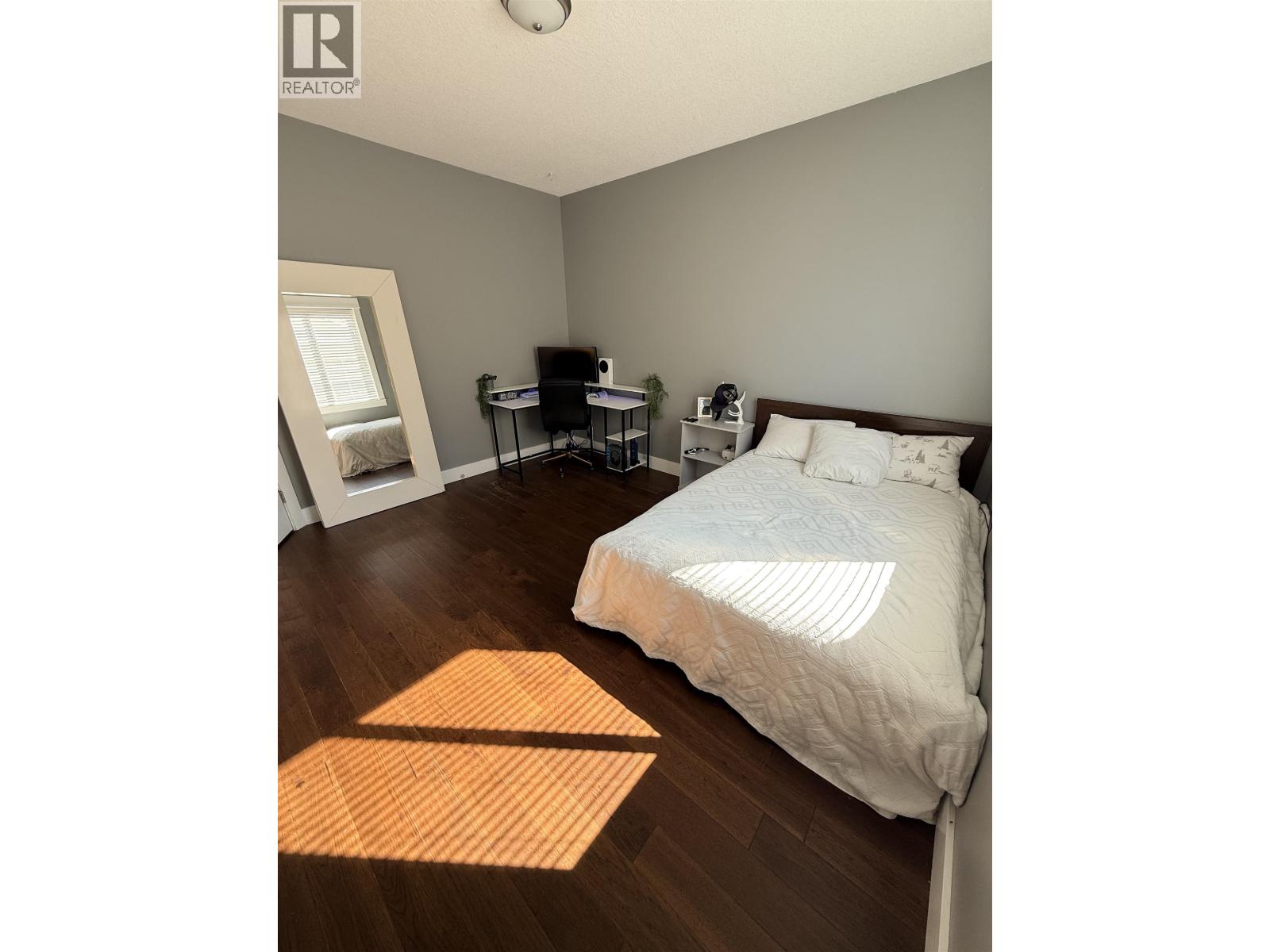 8612 116 AVENUE - 21