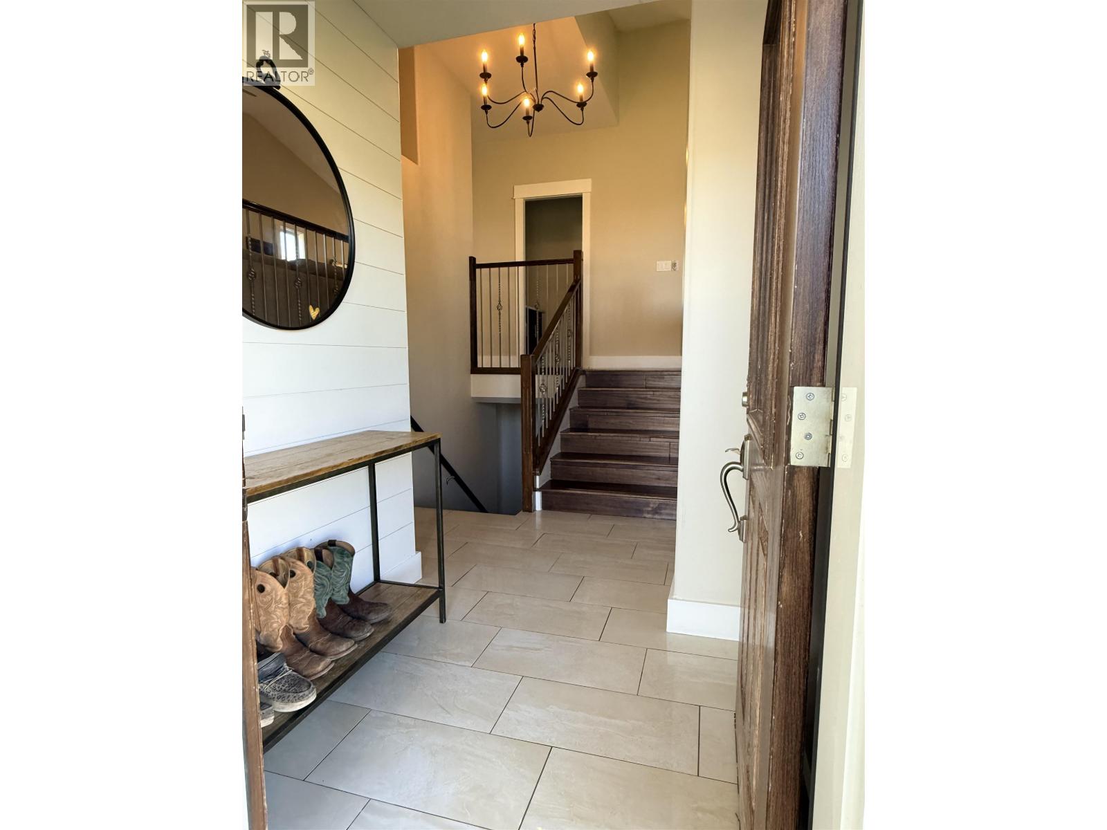 8612 116 AVENUE - 2
