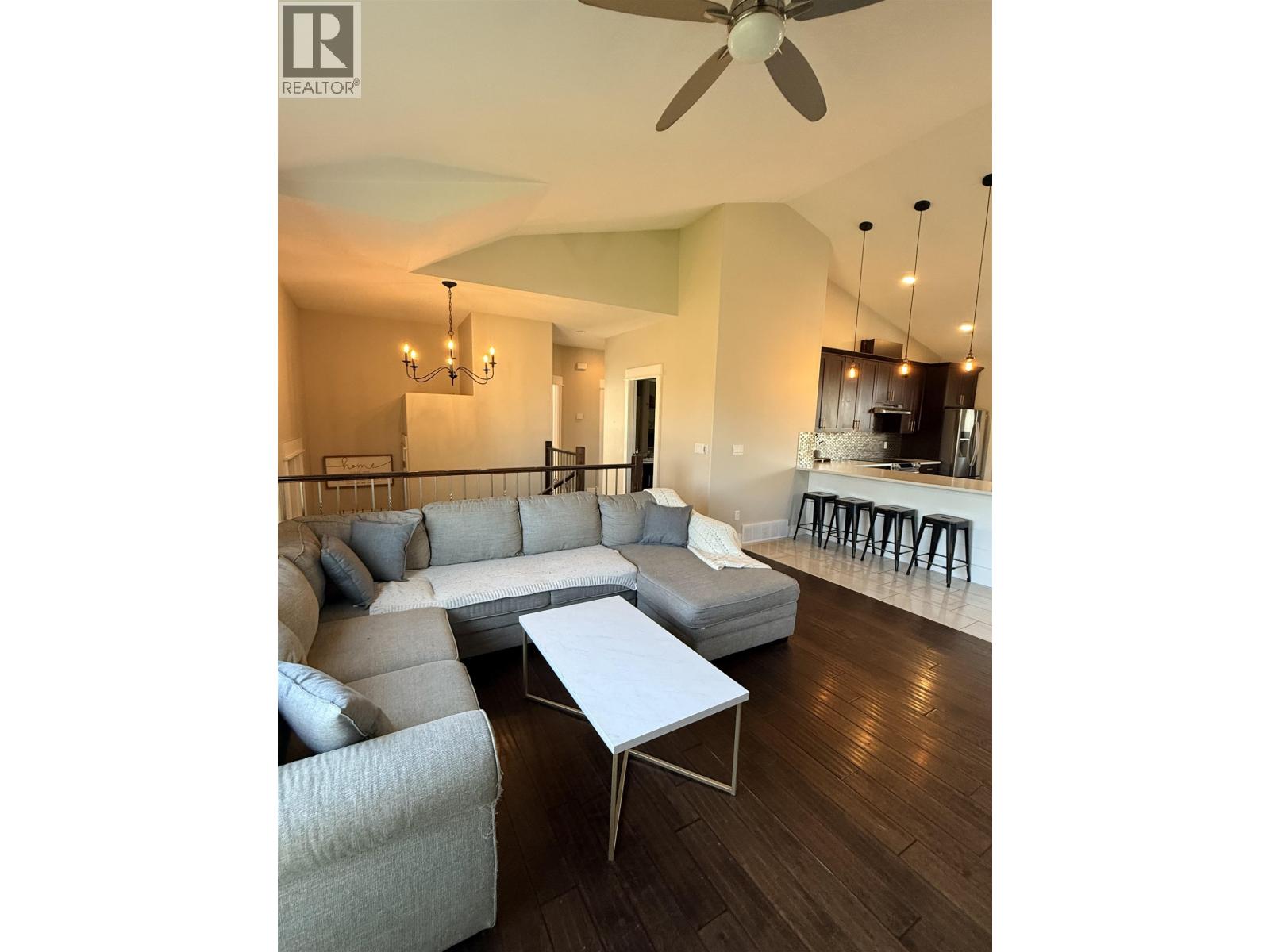 8612 116 AVENUE - 12