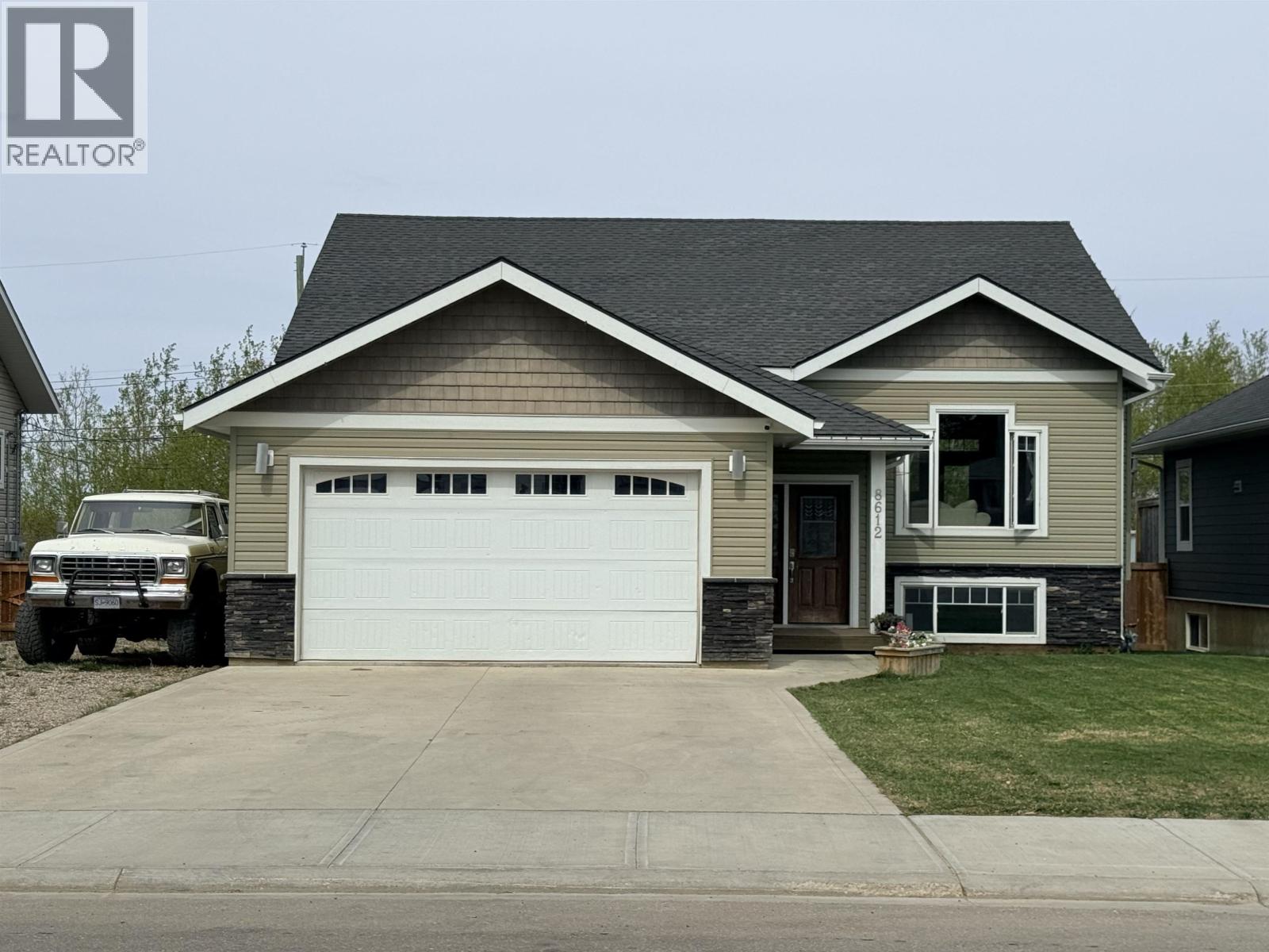 8612 116 AVENUE - 1