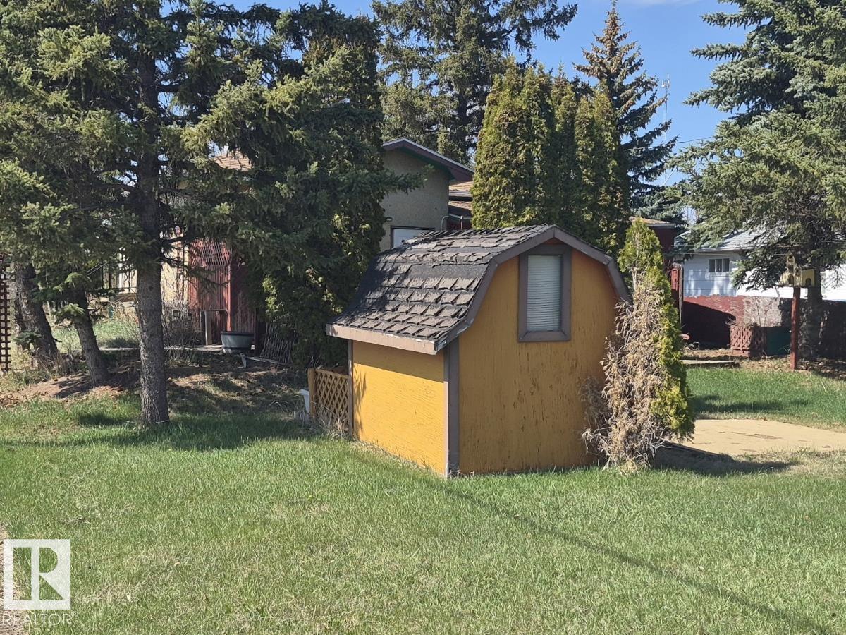5003 49 ST - 4