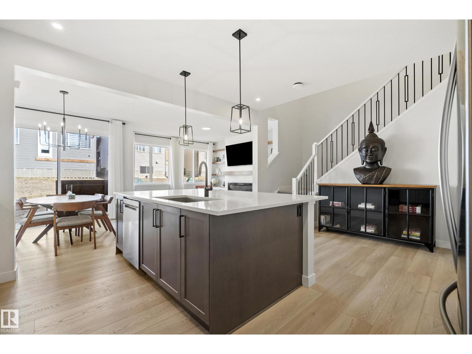 4928 KINNEY RD SW, Edmonton