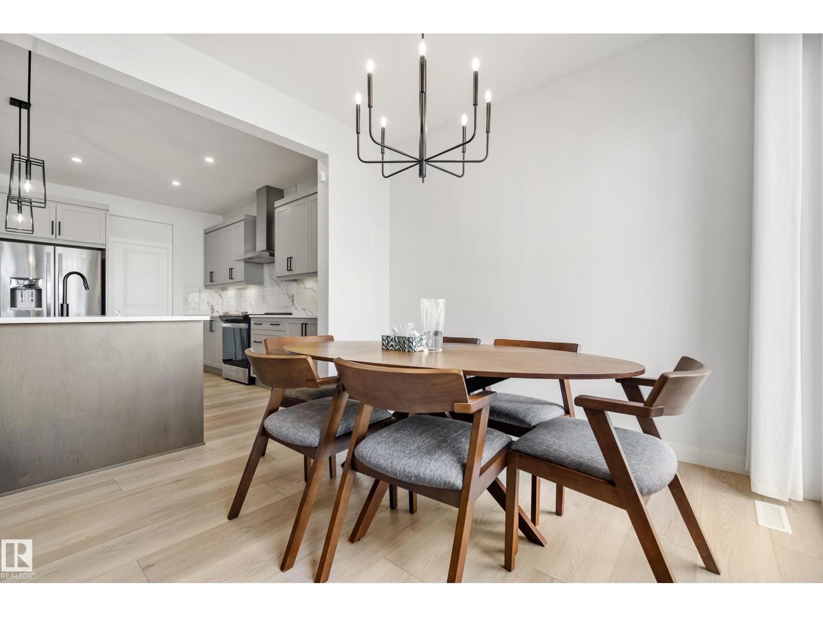 4928 KINNEY RD SW, Edmonton